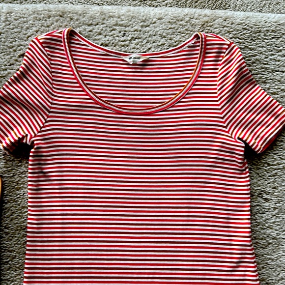 Madewell Swingy Tee Dress in Stripe - Picture 2 of 8